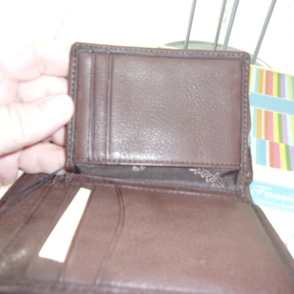 E-152 NIB FOSSIL WOMENS ESP POP STITCH TRIFOLD WALLET - Picture 7 of 12